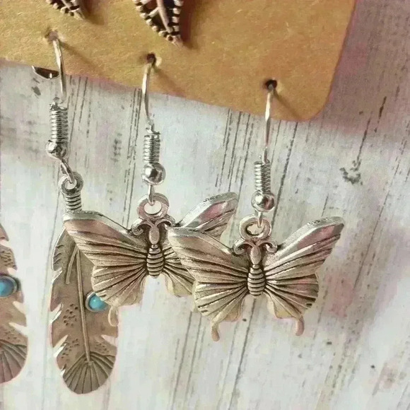 NWT Bohemian Vintage Earrings Silver Alloy Turquoise Bohemian Hippy Western - Picture 13 of 13